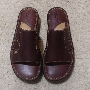 Brown's Landing woman's sandals